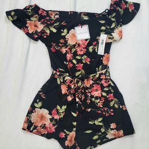 Premier Amour Floral Off-Shoulder Romper  Sz 4